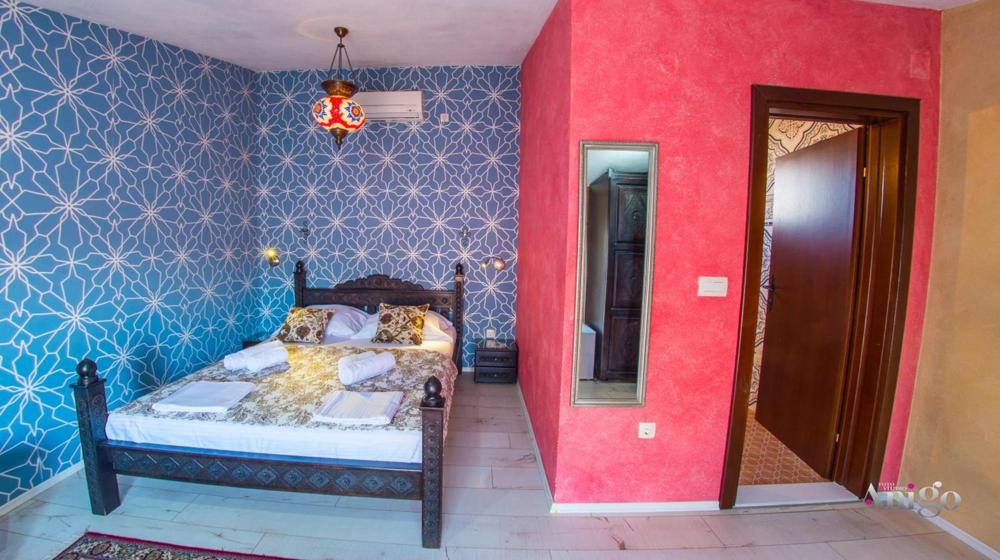 Apartments And Rooms Villa Sulejman Mostar Bagian luar foto