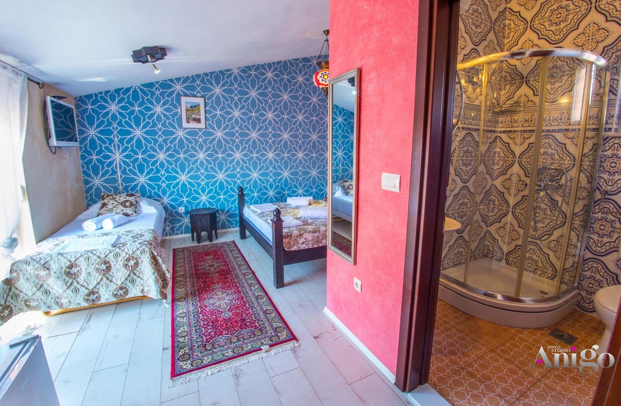 Apartments And Rooms Villa Sulejman Mostar Bagian luar foto