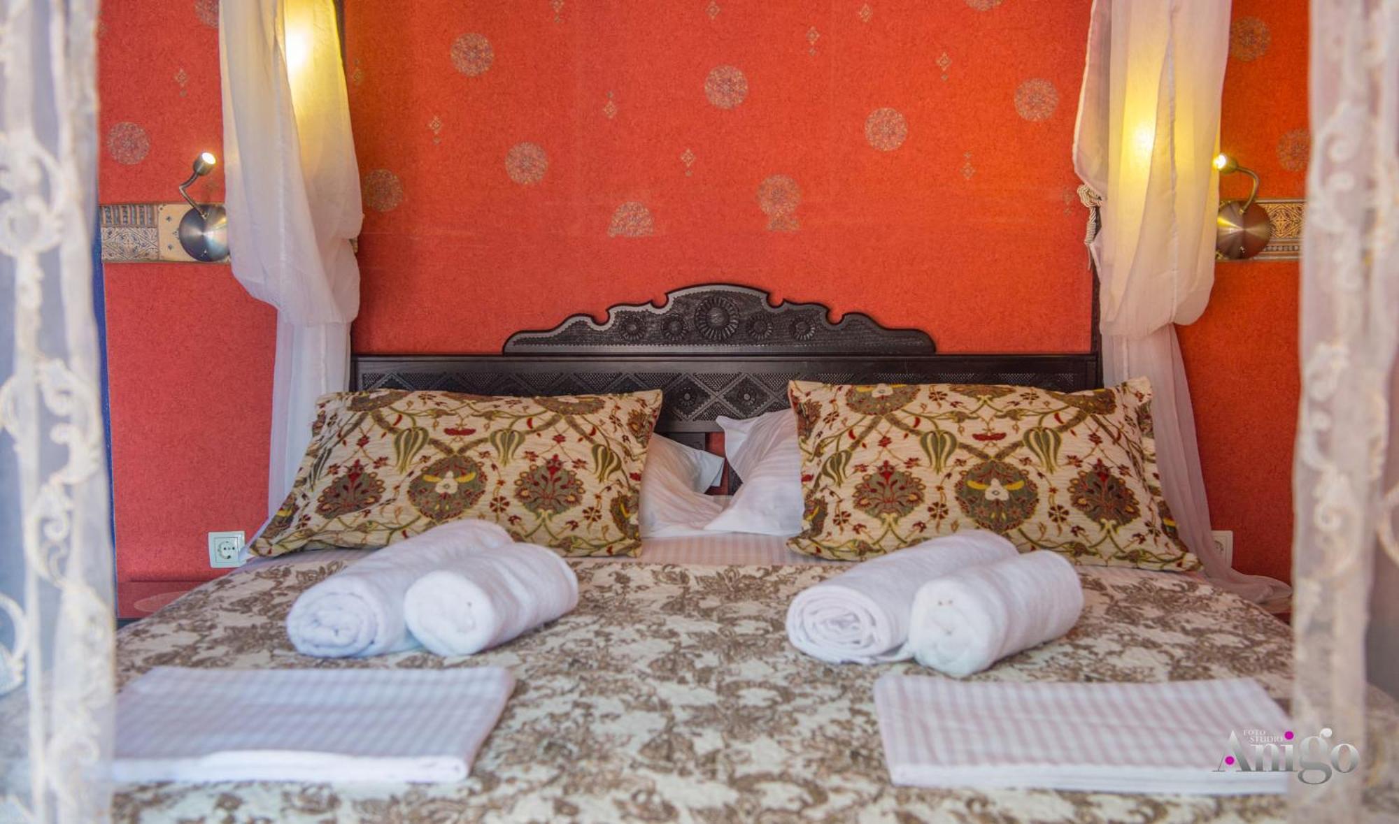 Apartments And Rooms Villa Sulejman Mostar Bagian luar foto